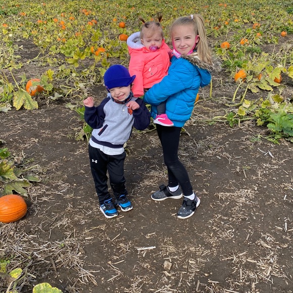 Meet your Posher, Allison - Picture 4 of 6